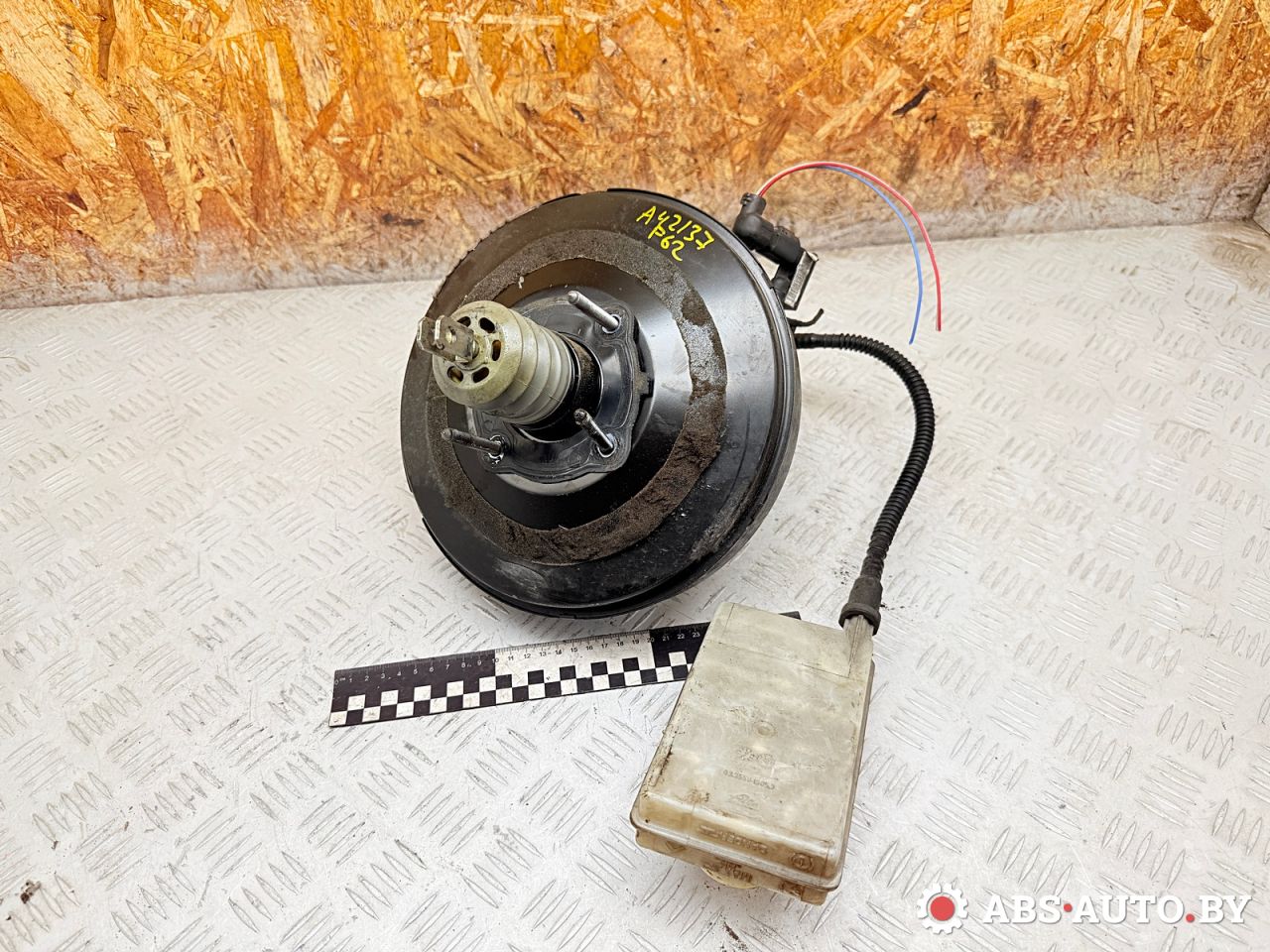 вакуумный усилитель тормозов Peugeot 3008 1 поколение 2012, 1.6 л., 9HR (DV6C), дизель, робот, 9680907780, 03355815053, 9654002180, 9672320680, 03786292014, 03355815253 - фото №1