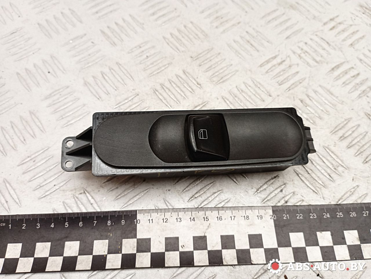 кнопка стеклоподъемника двери Mercedes-Benz Vito W639 2010, 2.2 л., дизель, МКПП, A6395451413 - фото №1