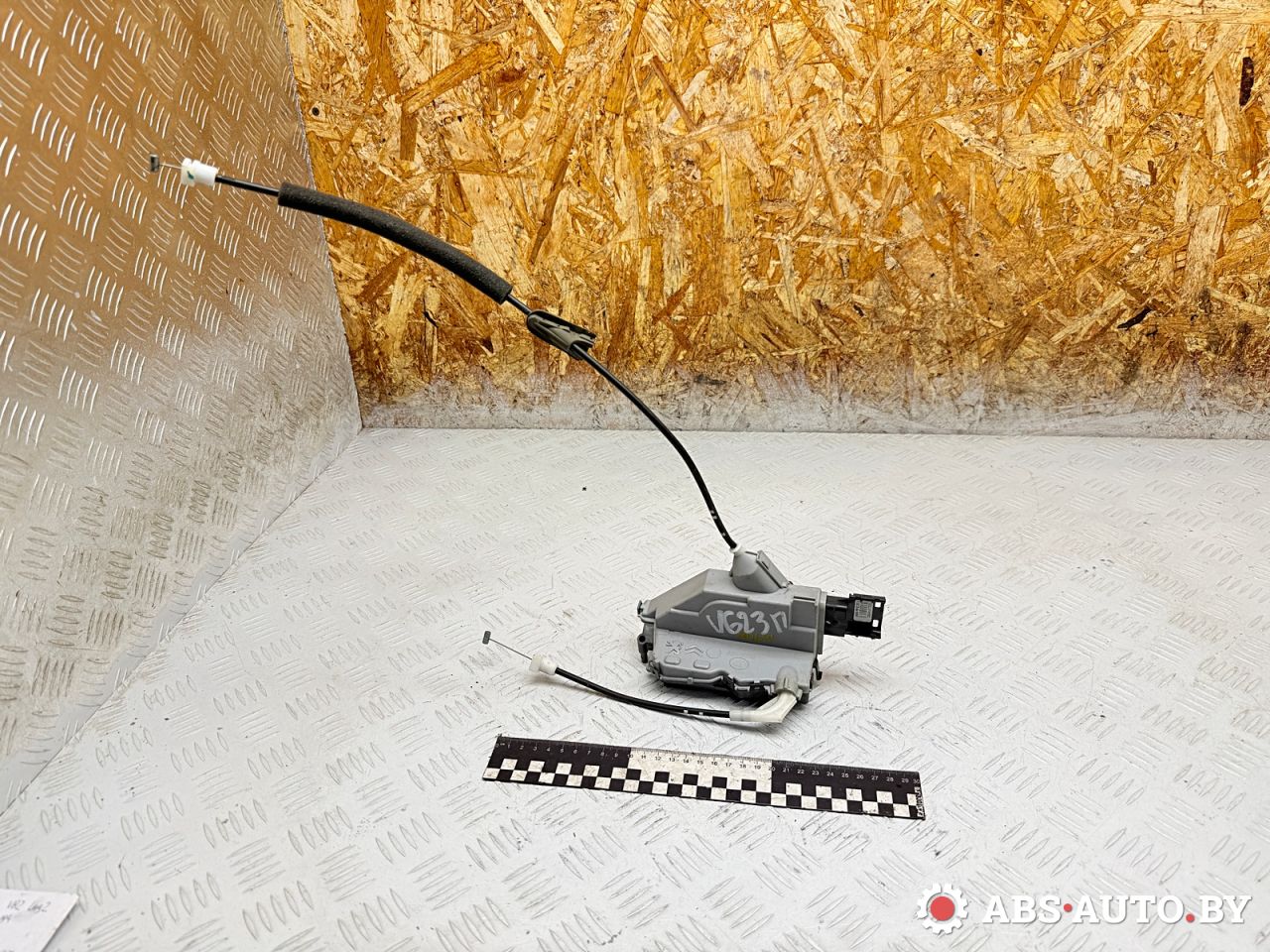 замок двери задней правой Peugeot 3008 1 поколение 2012, 1.6 л., 9HR (DV6C), дизель, робот, PSA006238, INPA05004 - фото №1