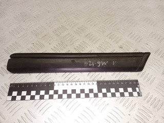 молдинг крыла Mercedes-Benz W124 1 поколение 1989