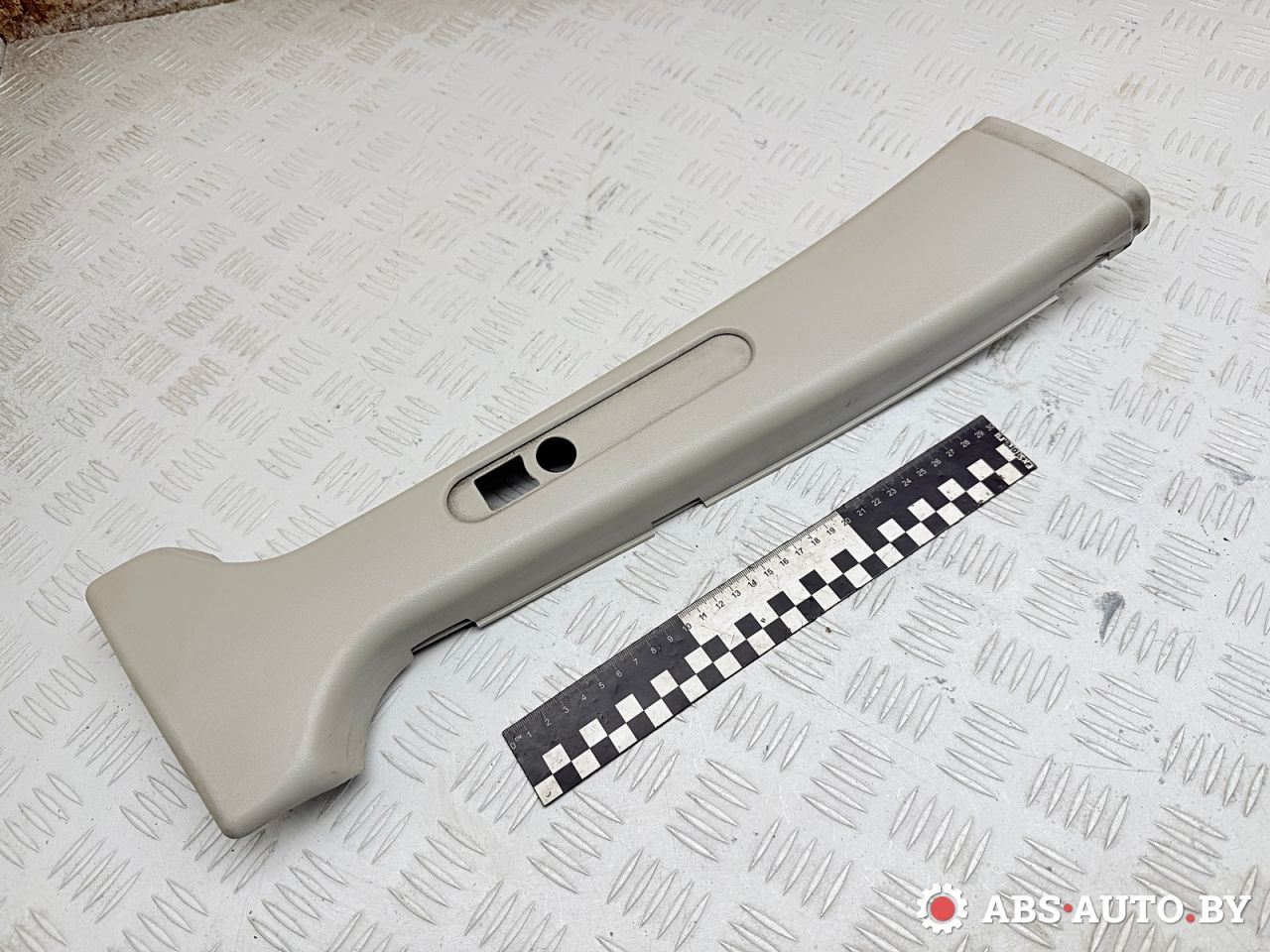 обшивка стойки центральной правой Mercedes-Benz A W168 1 поколение (1997-2001) 2000, 1.7 л., OM 668.940, дизель, АКПП, хетчбэк 5 дв., передний привод, A1686901225, 1686901225 - фото №1