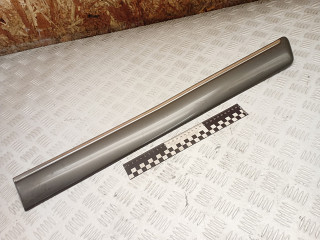 молдинг двери задней левой Mercedes-Benz E-Класс W210/S210 [рестайлинг] 2000, A2106900962