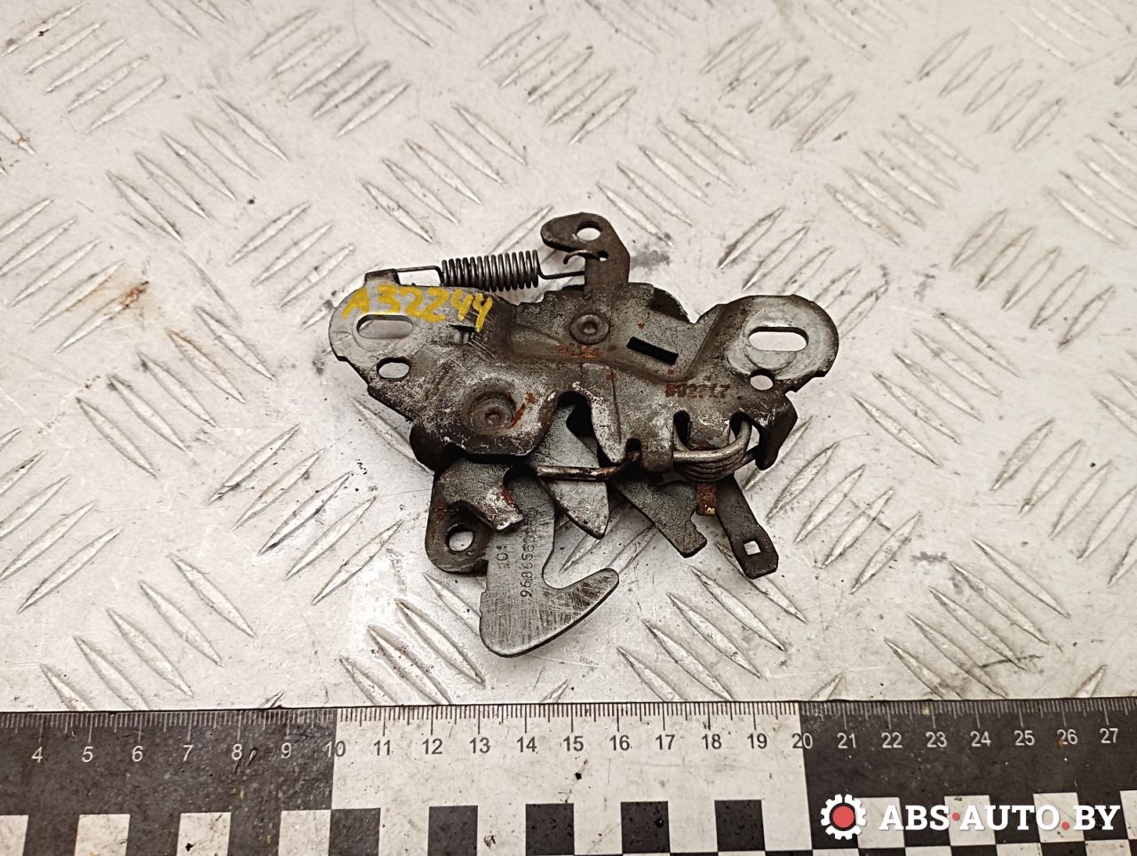 замок капота Citroen C5 2 поколение 2016, 2.0 л., AHW (DW10FC), дизель, АКПП, универсал, 9646344780, 9686560280 - фото №1