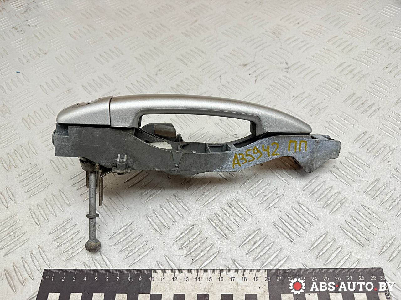 ручка наружная Peugeot 5008 1 поколение 2013, 1.6 л., дизель, робот, правый руль, 111670ZP5D2 - фото №1