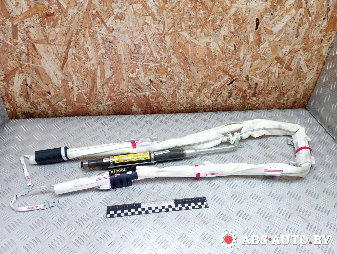 подушка безопасности боковая (шторка) Kia Sorento 2 поколение 2010, 2.2 л., дизель, МКПП, полный привод, правый руль, 611087200 - фото №1