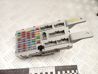 блок предохранителей Hyundai Santa Fe 2 поколение [рестайлинг] 2011, 2.2 л., дизель, МКПП, правый руль, 919502B401