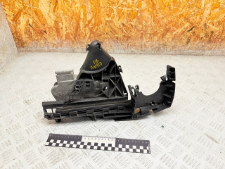 замок двери передней левой Volvo V50 1 поколение [рестайлинг] 2008, 2.4 л., B 5244 S4, бензин, МКПП, универсал, 30753657, 240015003, 30784046, 985914102