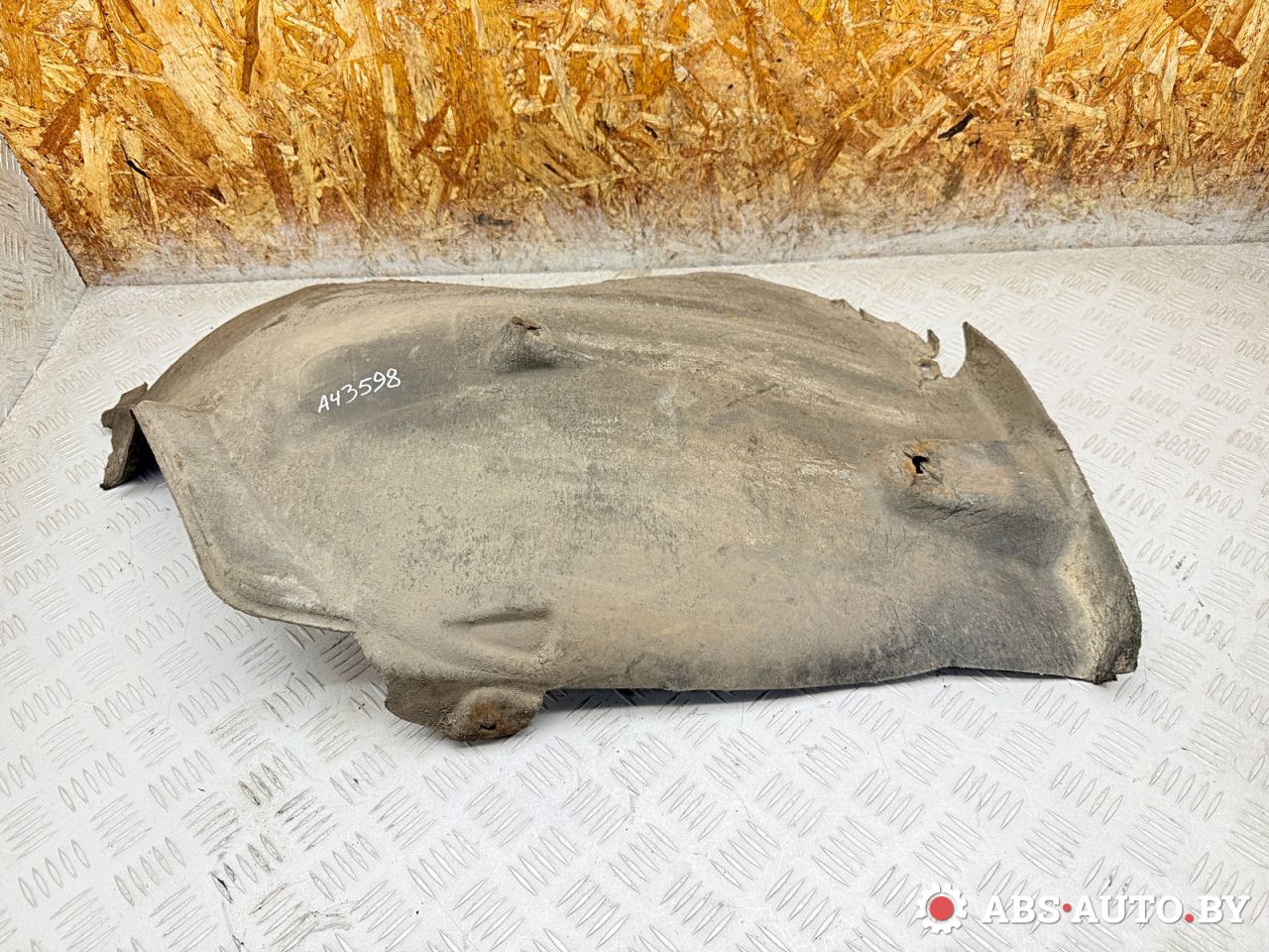 защита арок передняя правая (подкрылок) Citroen C5 2 поколение 2009, 2.0 л., RHR (DW10BTED4), дизель, АКПП, седан - фото №1