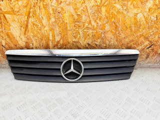 решетка радиатора Mercedes-Benz A W168 1 поколение [рейстайлинг] (2001-2004) 2002, 1.7 л., OM 668.942, дизель, МКПП, хетчбэк 5 дв., 1688801483