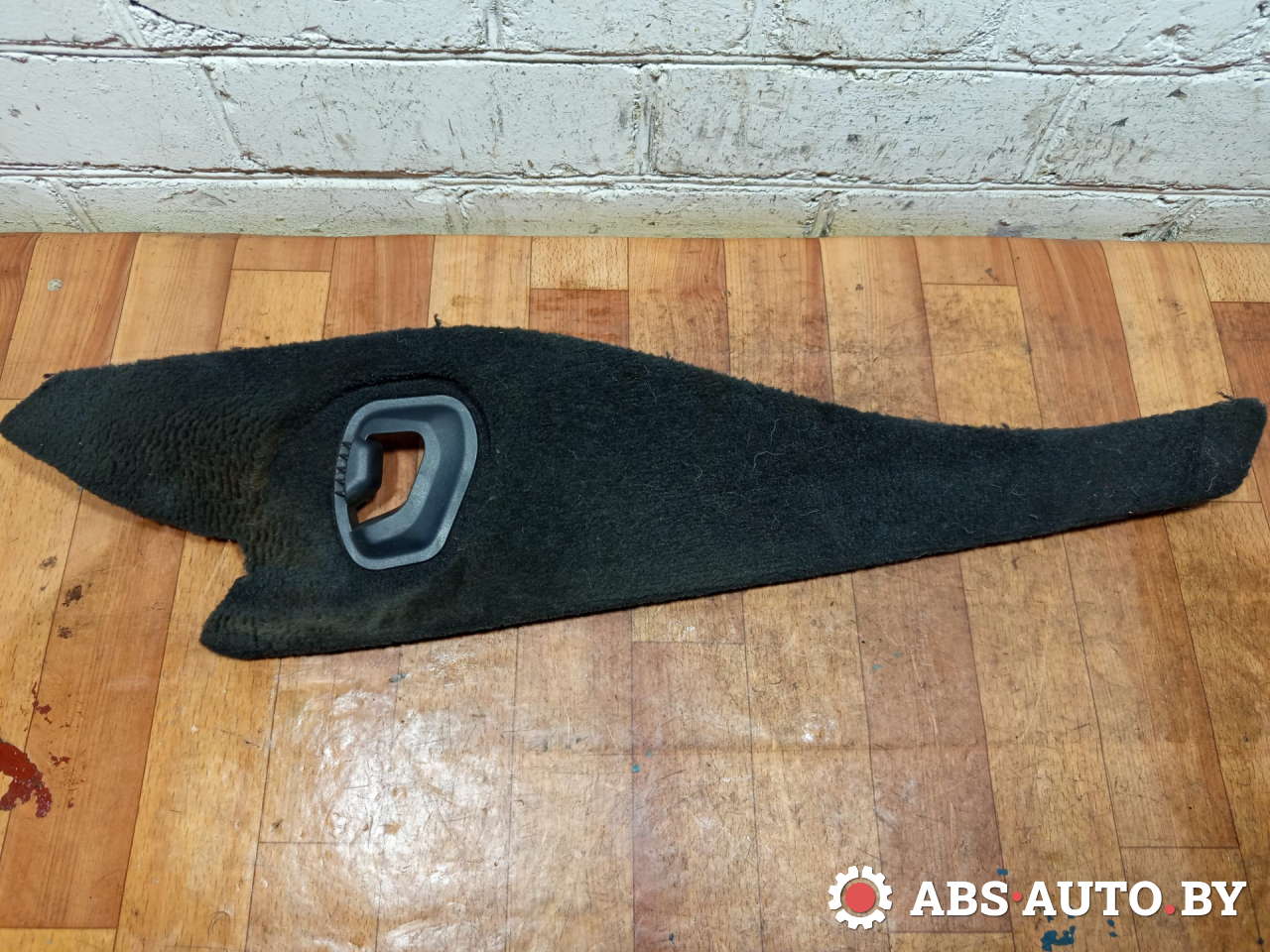 Декоративная накладка центральной консоли Volvo XC90 1 поколение 2005, 2.4 л., D 5244 T, дизель, МКПП, внедорожник 5 дв., полный привод, правый руль, 39971640, 39971641 - фото №1