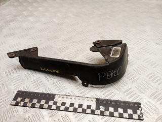 защита (кожух) ремня ГРМ Renault Laguna 1 поколение 1998, 2.2 л., дизель, 7700862802, 7701701690