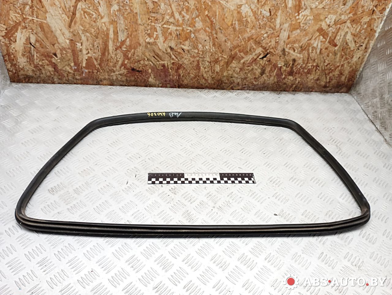 уплотнитель Fiat Punto 1 поколение 1998, 1.2 л., бензин, МКПП, хетчбэк 3 дв. - фото №1