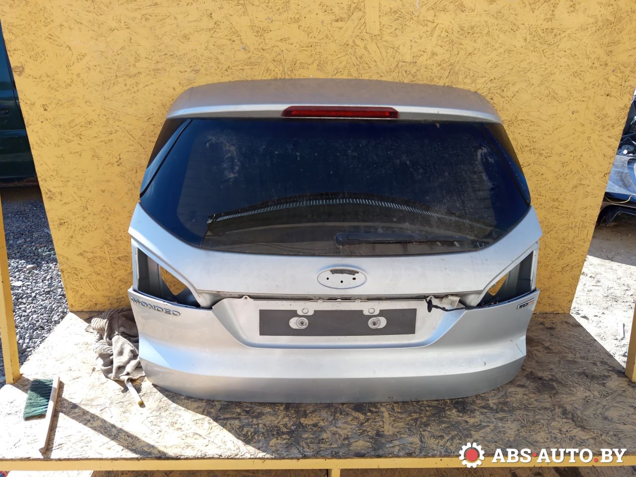 крышка багажника (дверь 3-5) Ford Mondeo 4 поколение 2008, 2.0 л., дизель, АКПП, универсал - фото №1