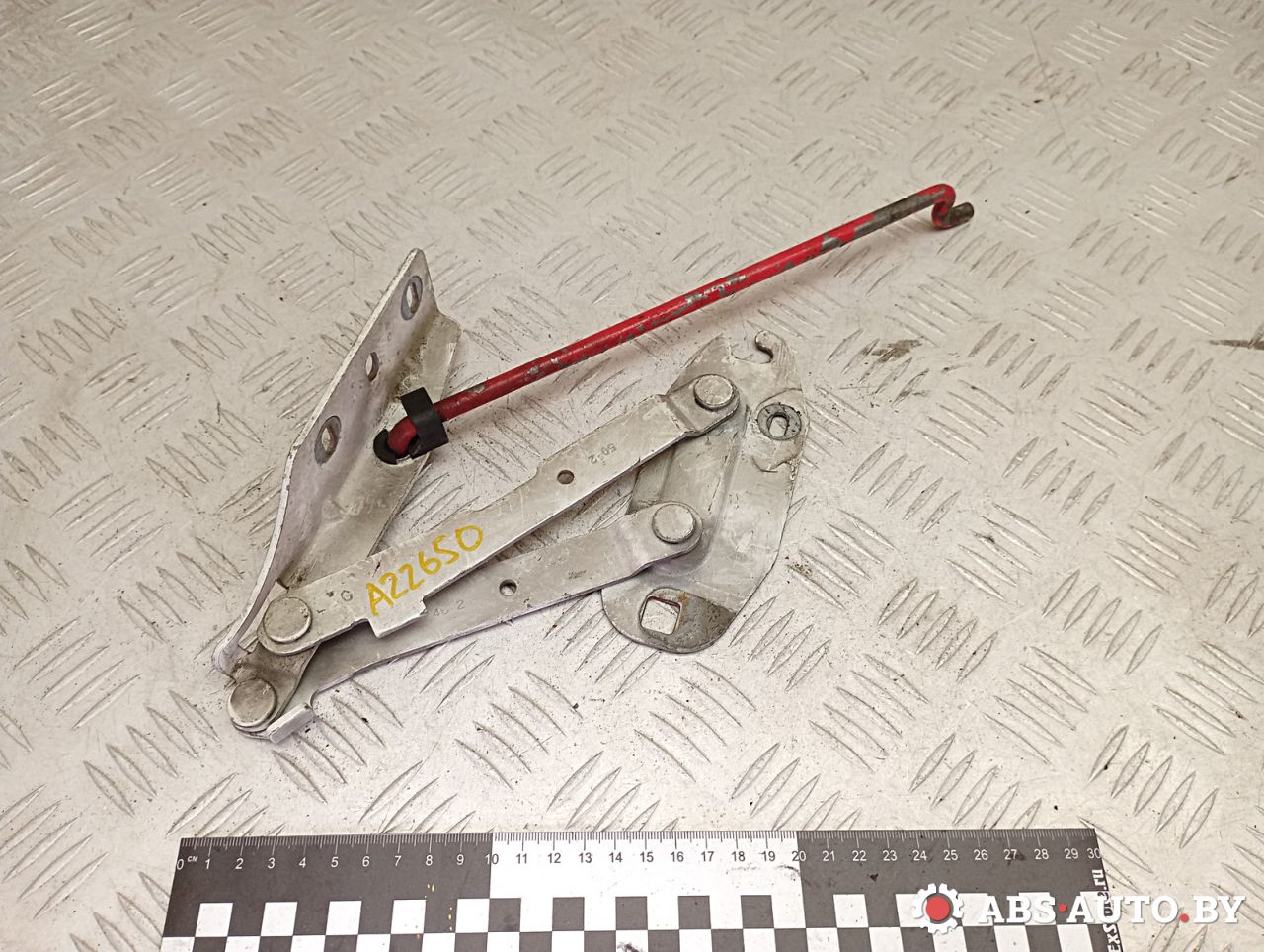 петля капота левая Citroen Jumpy 1 поколение 2001, 1.9 л., дизель - фото №1