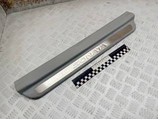 накладка на порог внутренняя Hyundai Sonata NF 2006, 2.4 л., G4KC, бензин, МКПП, седан, 858813K100