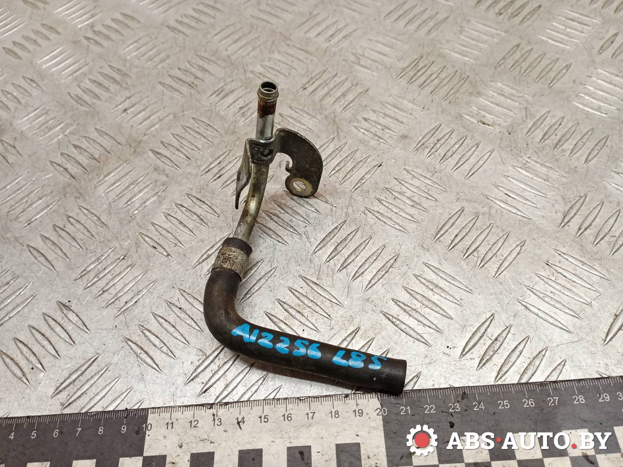 трубка охлаждающей жидкости Nissan Primera P12 2006, 2.2 л., дизель, МКПП, хетчбэк 5 дв. - фото №1