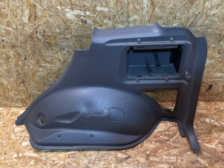 обшивка багажника Toyota RAV4 2 поколение (XA20) 2003, 2.0 л., 1CD-FTV, дизель, МКПП, внедорожник 5 дв., 6473042050