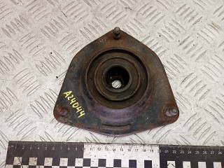 опора амортизатора верхняя (чашка) Hyundai Lantra J2 [рестайлинг] 1998, 1.6 л., бензин, 5461029000