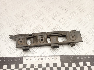 Крепление бампера переднего Volkswagen Passat B6 2009, 2.0 л., дизель, МКПП, универсал, 3C0807183