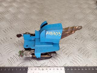 замок двери передней правой Opel Tigra 1 поколение 1996, 24425284