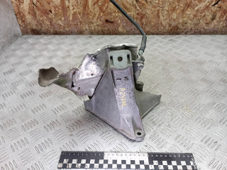 кронштейн двигателя Audi A4 B5 1999, 1.8 л., бензин, 8D0199388G