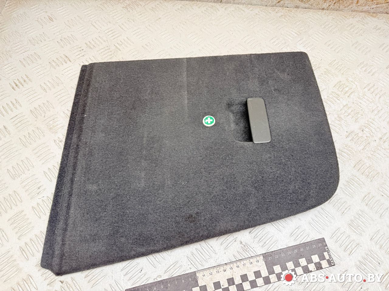 обшивка багажника Volkswagen Touareg 1 поколение 2006, 3.0 л., BKS, дизель, АКПП, внедорожник 5 дв., полный привод, 7L6867038 - фото №1