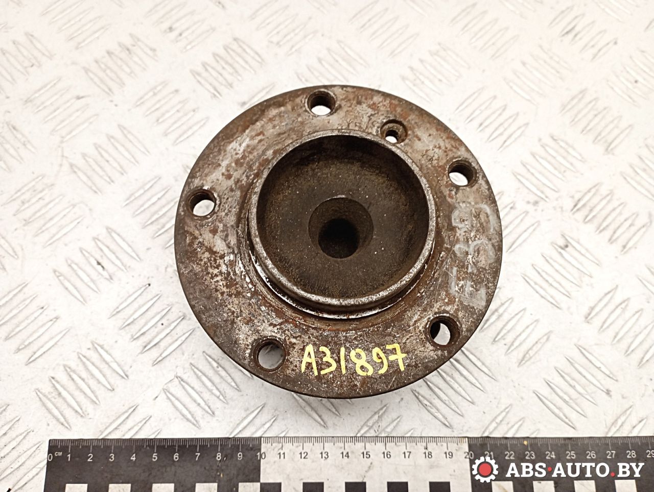 ступица задняя BMW 5 серия E39 2000, 2.5 л., бензин, АКПП - фото №1