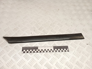 молдинг крыла заднего правого Fiat Punto 1 поколение 1998, 1.2 л., бензин, МКПП, хетчбэк 3 дв.