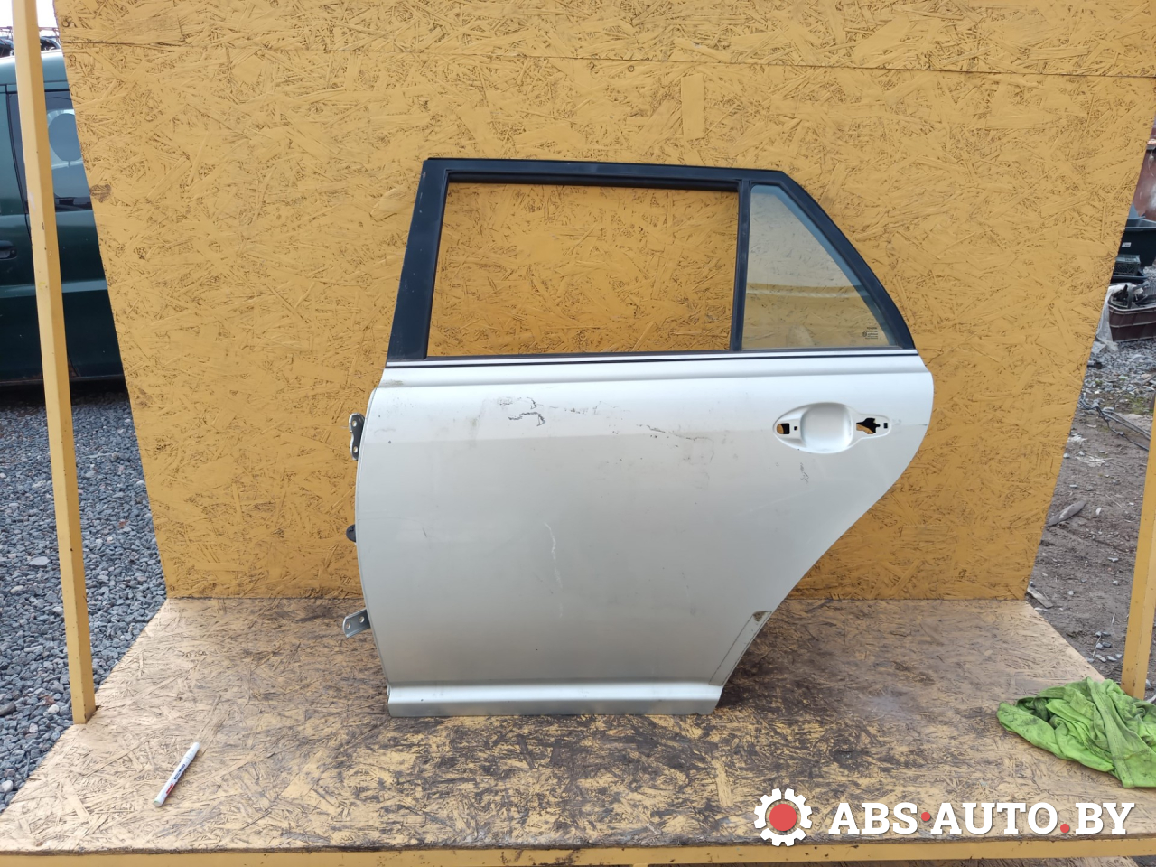 дверь задняя левая Toyota Avensis 2 поколение (T250) 2005, универсал - фото №1