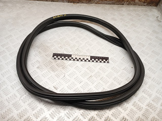 уплотнитель двери Peugeot 308 T7 2010, 2.0 л., RHR (DW10BTED4), дизель, МКПП, универсал