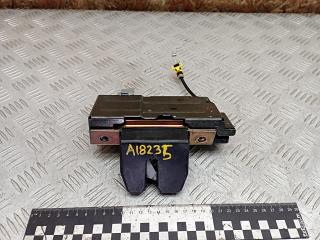 замок багажника Volvo XC90 1 поколение 2005, 2.4 л., D 5244 T, дизель, АКПП, внедорожник 5 дв., полный подключаемый привод, правый руль, 30753071