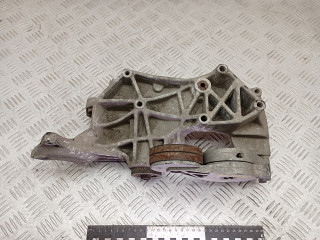 кронштейн генератора Volkswagen Passat B5 2000, 1.8 л., бензин, 058145523B