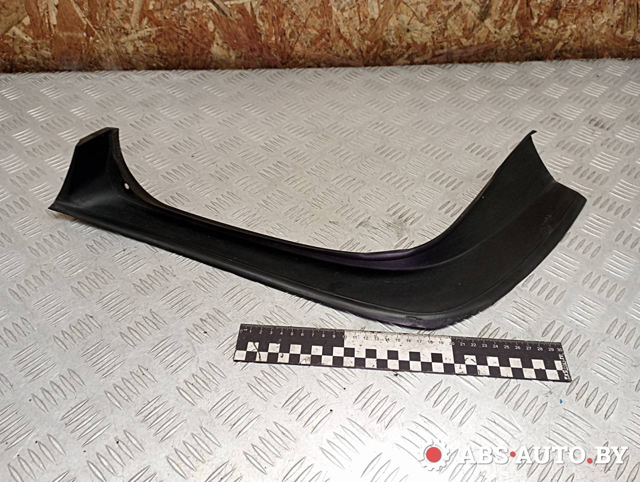 водосток крышки багажника BMW 7 серия F01/F02 F01 2009, 4.4 л., бензин, АКПП, 5149718657 - фото №1