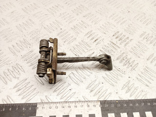 ограничитель открывания двери Peugeot 307 1 поколение 2005