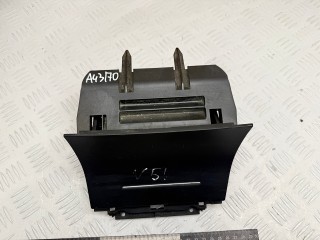 пепельница Skoda Octavia 2 поколение (A5) 2006, 1.9 л., BXE, дизель, МКПП, универсал, 1Z1863077A, 1Z1857962B