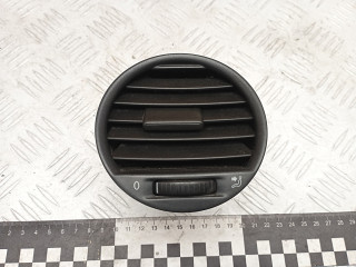 дефлектор обдува салона Volkswagen Caddy 3 поколение 2008, 1.9 л., BLS, дизель, АКПП, 2K0819703B