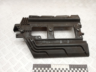 декоративная крышка двигателя Renault Safrane 1 поколение 1992, 3.0 л., бензин, 7700260974