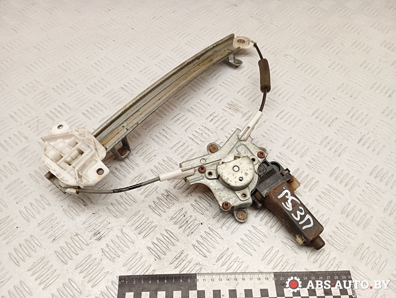 стеклоподъемник электрический задний правый Hyundai Lantra J2 1996, 1.6 л., G4GR, бензин, МКПП, 0130821401, 9882029000 - фото №1