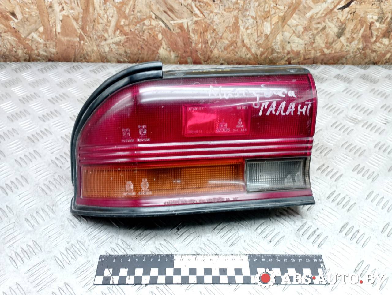 фонарь задний левый Mitsubishi Galant 6 поколение 1988, седан, 0431511L - фото №1