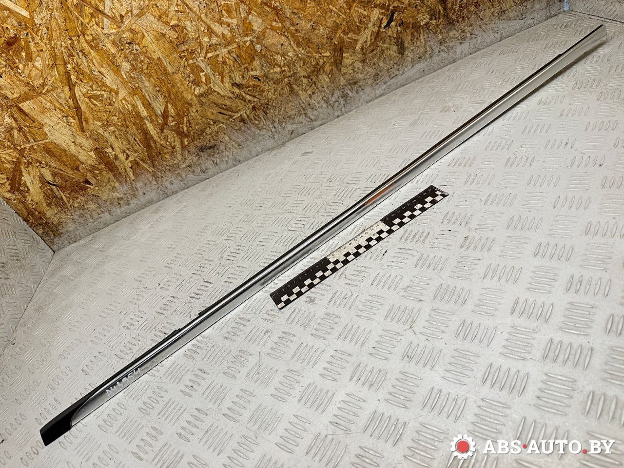 Молдинг стекла двери наружный Citroen C5 2 поколение 2009, 2.7 л., UHZ (DT17BTED4), дизель, АКПП, седан - фото №1