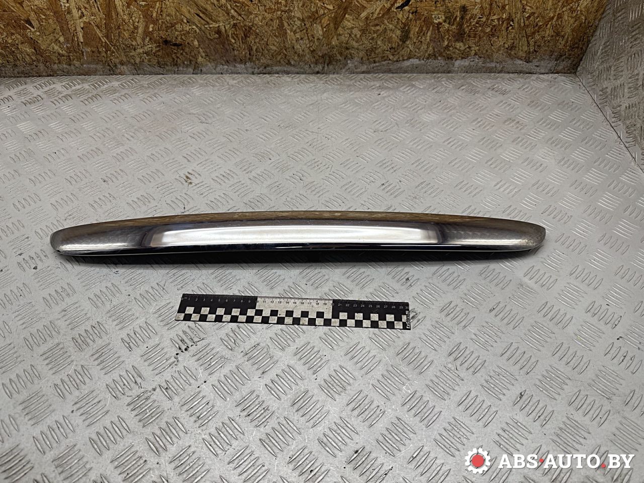 накладка подсветки номера Mini Cooper 2 поколение 2010, 1.6 л., N16 B16 A, бензин, кабриолет, правый руль, 7151140 - фото №1