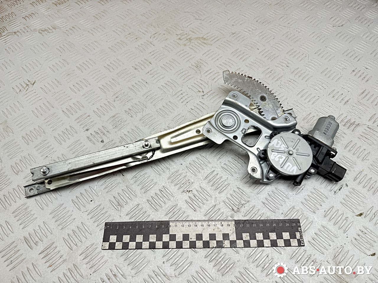 стеклоподъемник электрический передний левый Peugeot 4007 1 поколение 2011, 2.2 л., 4HN (DW12MTED4), дизель, МКПП, внедорожник 5 дв., правый руль, 5713A085 - фото №1