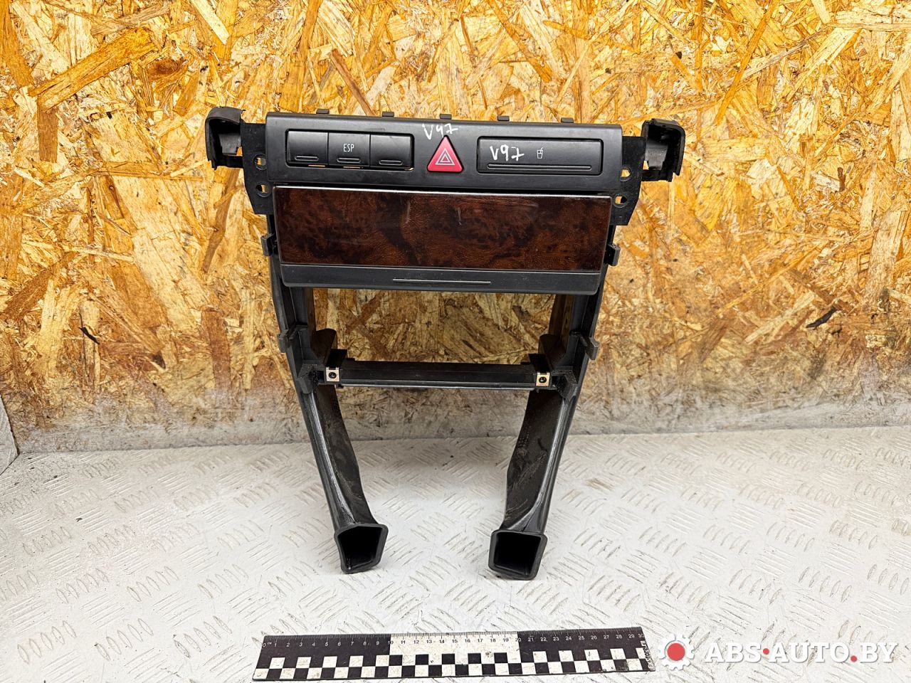 рамка под магнитолу Audi A6 4B/C5 2000, 2.5 л., AKE, дизель, МКПП, полный привод, 4B0858005C, 4B0858005F - фото №1