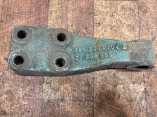 кронштейн двигателя Mercedes-Benz T2 2 поколение 1993, 4.0 л., дизель, 3642230104