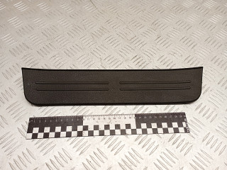 накладка на порог внутренняя Hyundai Santa Fe 2 поколение [рестайлинг] 2011, 2.2 л., дизель, МКПП, правый руль, 858952B000