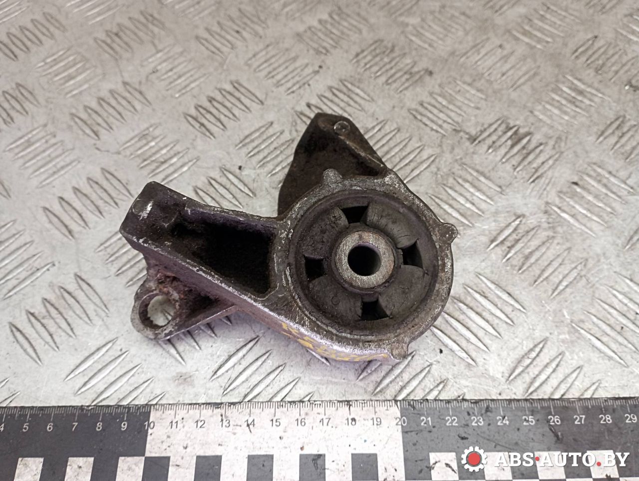 подушка крепления двигателя Renault Rapid 1 поколение 1994, 1.6 л., дизель, 769887, 7700770479 - фото №1