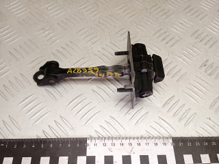 ограничитель открывания двери Peugeot 308 T9 2014, 1.6 л., дизель, МКПП, хетчбэк 5 дв., правый руль