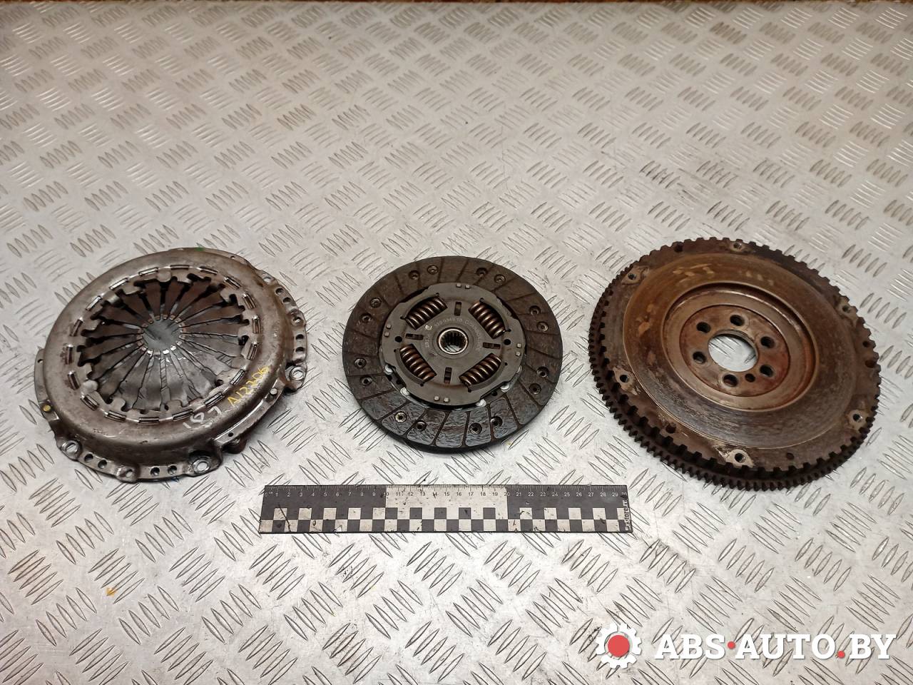 комплект сцепления Citroen C4 1 поколение 2006, 1.6 л., бензин, 120026110, 320034510, 71684, DEF404 - фото №1