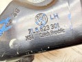 петля капота Volkswagen Touareg 1 поколение 2006, 3.0 л., BKS, дизель, АКПП, внедорожник 5 дв., полный привод, 7L6823301, 7L6823302 - фото №8