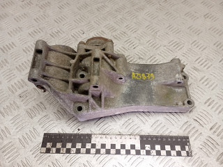 кронштейн генератора Volkswagen Golf 4 поколение 2001, 1.4 л., бензин, 032145169H, 032145299C